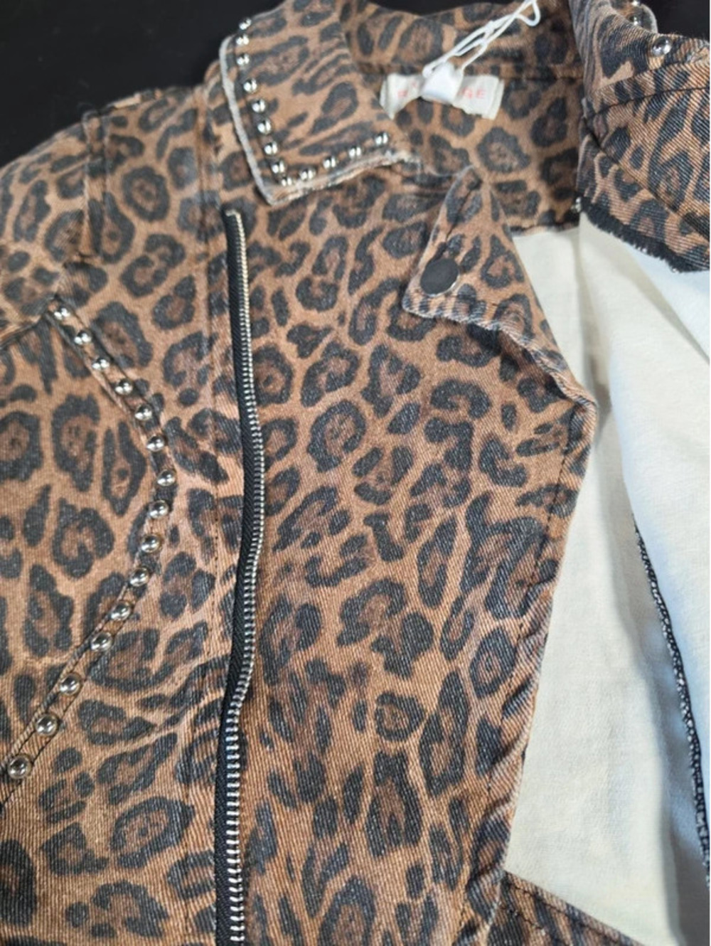 Jean jacket - Picture 7 of 10